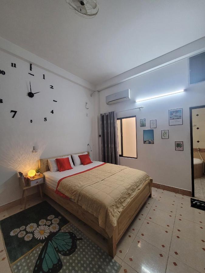 Saigon Cozy House & Coffee Pansiyon Ho Şi Min Dış mekan fotoğraf